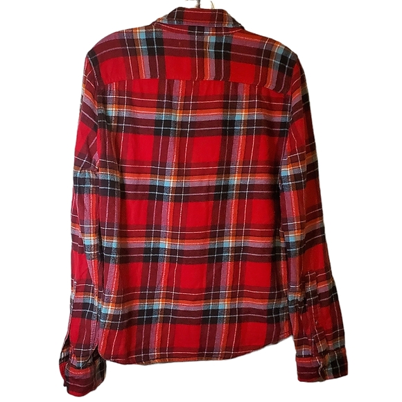 HOLLISTER | Men's red plaid flannel button-front shirt. Size small. - Picture 2 of 6